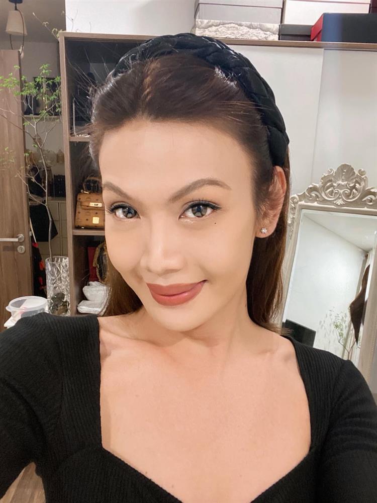 Đào Bá Lộc qua camera thường và ảnh app có khác biệt?-9