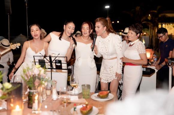 Trương Ngọc Ánh được bạn trai tháp tùng dự sinh nhật Hà Kiều Anh-6