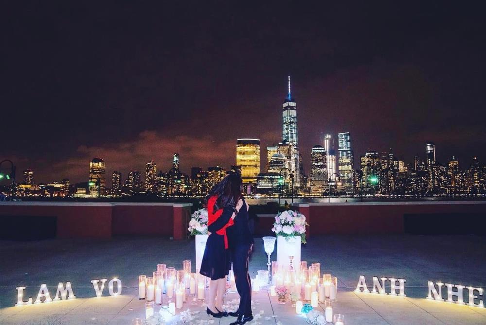 Nữ MC đình đám VTV bất ngờ được cầu hôn ở New York-3