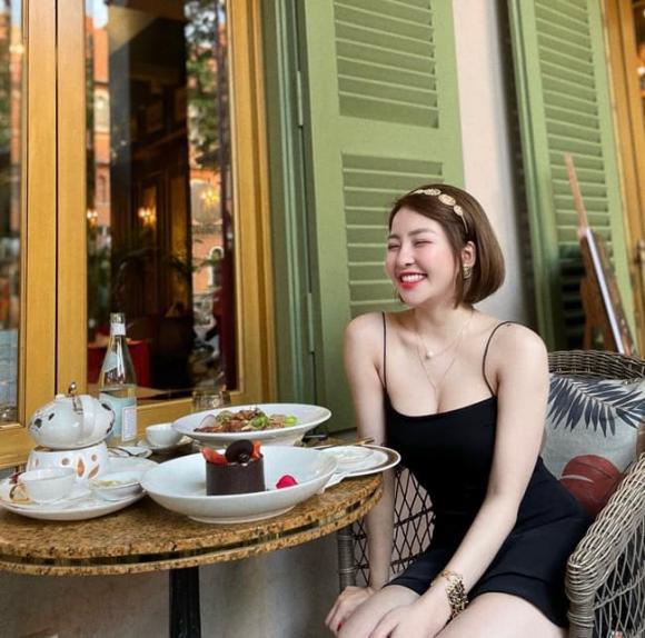 Hot girl Trâm Anh hóa ra cũng có nhược điểm cơ thể-4