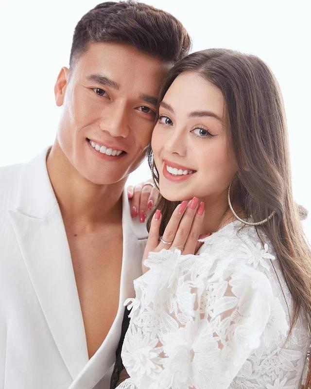 Vợ mẫu Tây của Bùi Tiến Dũng chia sẻ quà cưới đặc biệt từ mẹ ruột-6