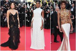 Những bộ đầm đẹp nhất trên thảm đỏ Cannes 2022 ngày đầu tiên