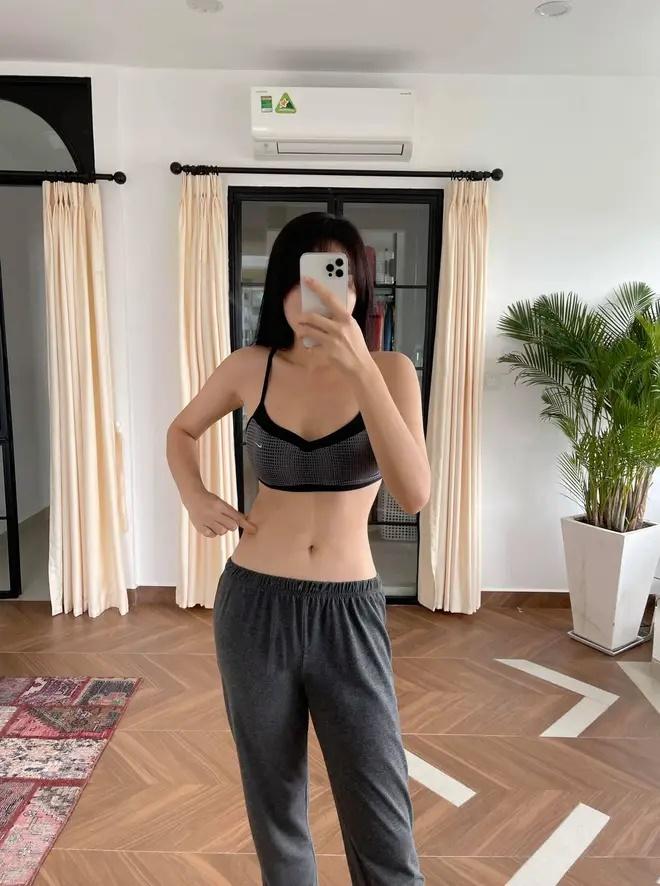 Không còn thích vóc dáng đô con, khỏe khoắn như trước kia, Kỳ Duyên độ lại body về mảnh mai. Cô vướng nghi vấn tháo túi ngực và chăm chỉ tập luyện siết cân.