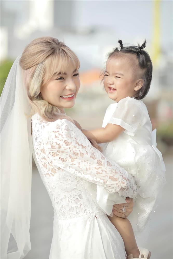 Cô dâu của Mạc Văn Khoa báo bệnh đúng ngày cưới-9