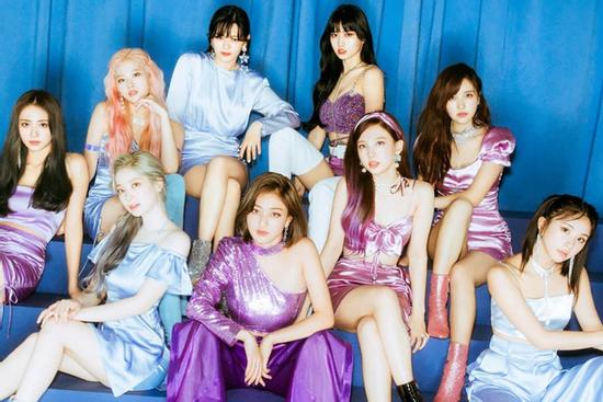 TWICE tiếp tục quảng bá tại Mỹ