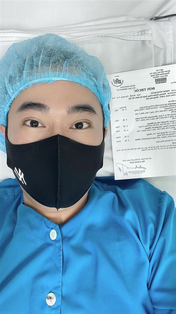 Minh Quân đăng ảnh nhập viện sau lần cắt bỏ 80% dạ dày-1