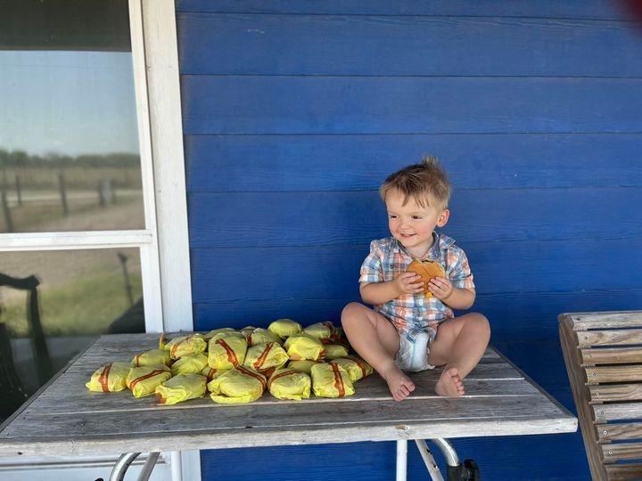 Startled when I received 31 breads ordered by my 2-year-old son online-1