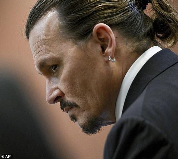 Amber Heard thừa nhận nhiều lần sử dụng ma túy-2