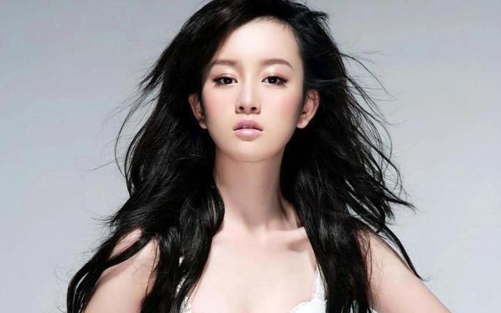 Thần tiên tỷ tỷ mất sự nghiệp vì giật chồng, biến dạng do dao kéo-3