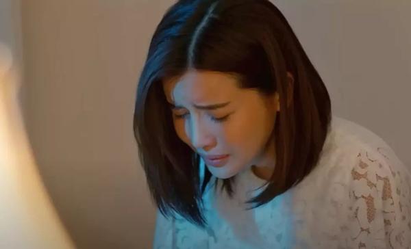 Bão Ngầm tập 60: Hạ Lam suy kiệt, ngất xỉu phải vào viện cấp cứu-2