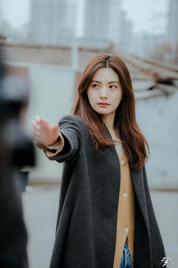 Mỹ nhân Hàn đẹp nhất hành tinh lận đận vì sắc đẹp bị tẩy chay-3