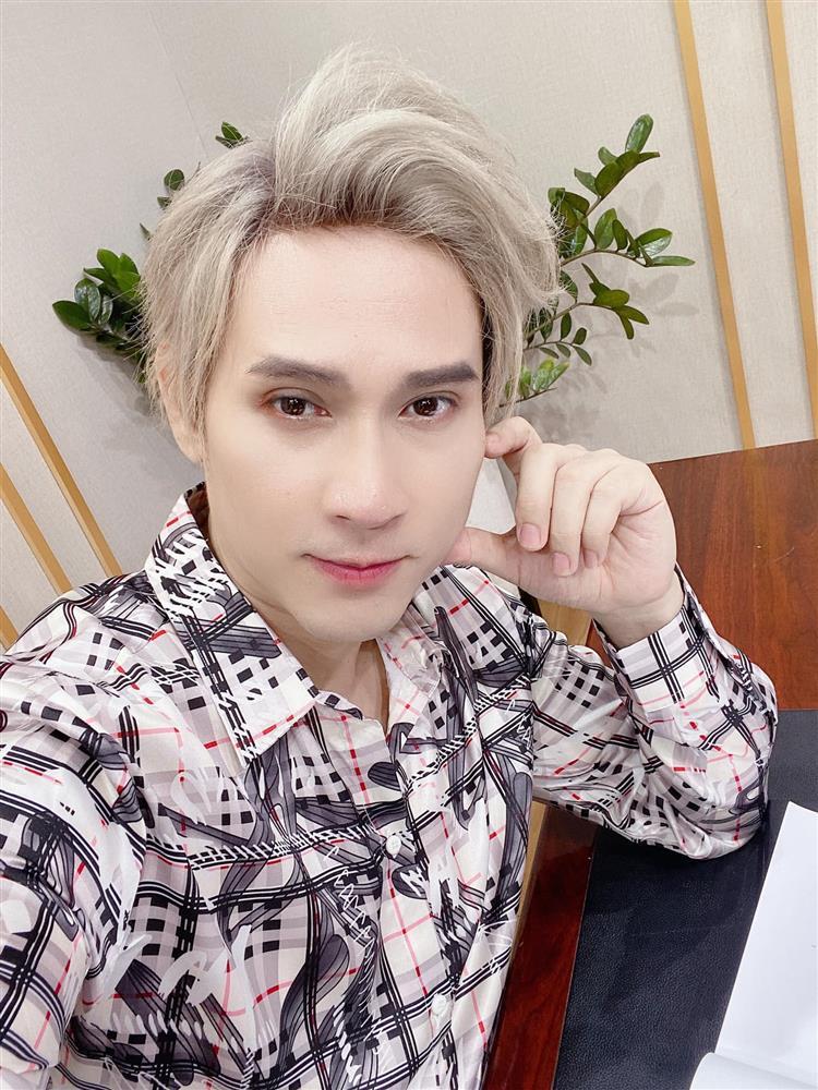 Nam ca sĩ Vbiz nổi giận khi nhận được lời mời làm tú ông-2