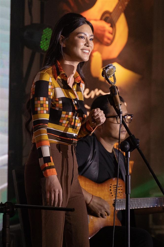 Bùi Lan Hương và những hy sinh để vào vai danh ca Khánh Ly-6