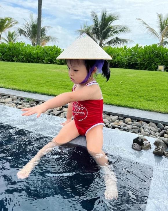 Ái nữ nhà Cường Đô La gây sốt với ảnh áo tắm khoe bụng tròn ủm-7