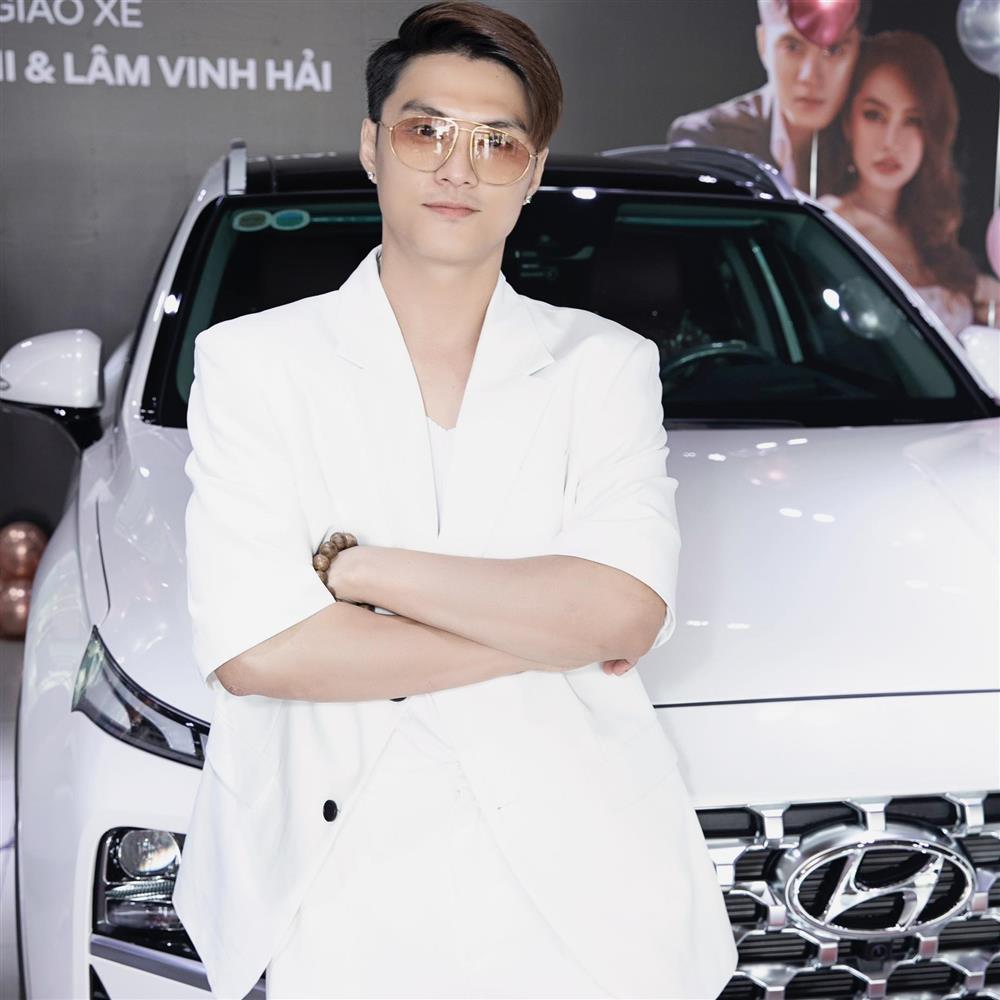 Sao Việt hôm nay 19/5: Lý Nhã Kỳ gặp sự cố trước giờ thảm đỏ Cannes-15