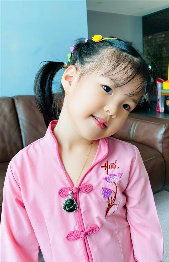 Sao Việt hôm nay 19/5: Lý Nhã Kỳ gặp sự cố trước giờ thảm đỏ Cannes-11