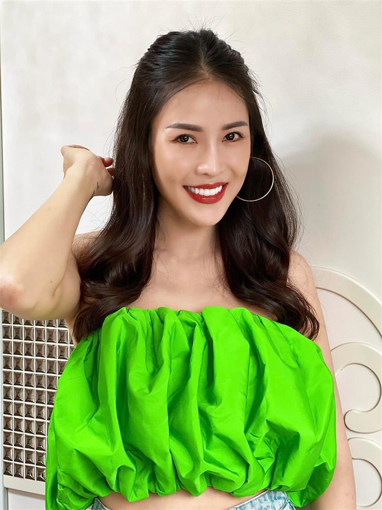 Sao Việt hôm nay 19/5: Lý Nhã Kỳ gặp sự cố trước giờ thảm đỏ Cannes-12