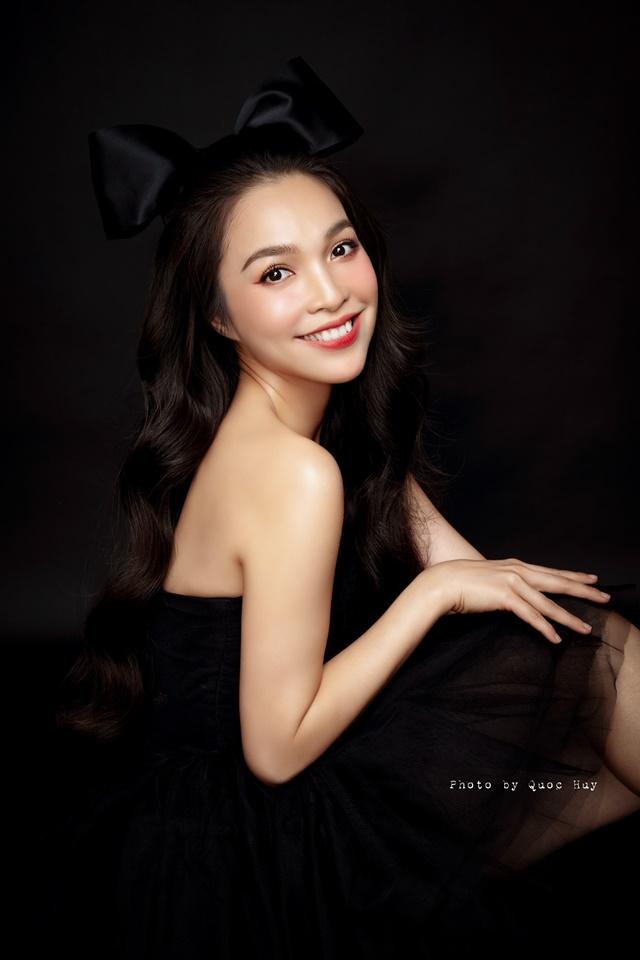 Hien Thuc released shocking nude photos, innocent visuals like a girl in her twenties-5