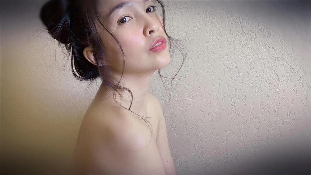 Hiền Thục tung ảnh nude gây sốc, visual ngây thơ như gái đôi mươi-4