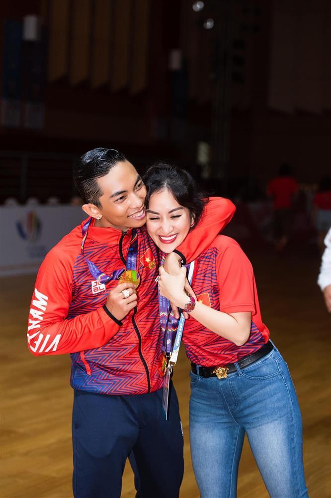 Khánh Thi - Phan Hiển thông báo làm đám cưới sau SEA Games 31-1