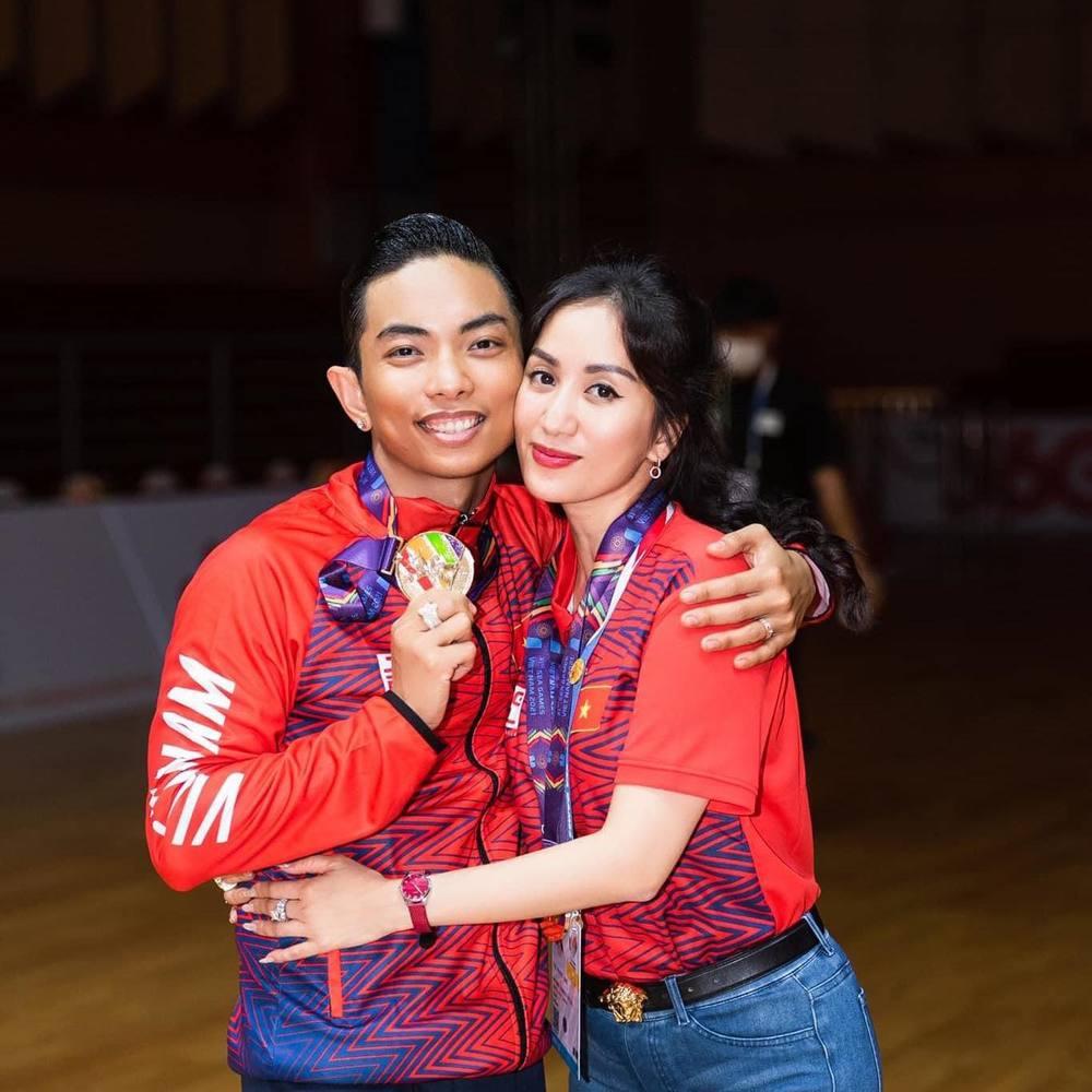 Khanh Thi - Phan Hien announce their wedding after the SEA Games 31-2