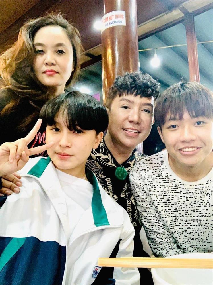 Vợ Long Nhật: Chưa bao giờ trách chồng về điều tiếng bên ngoài-4