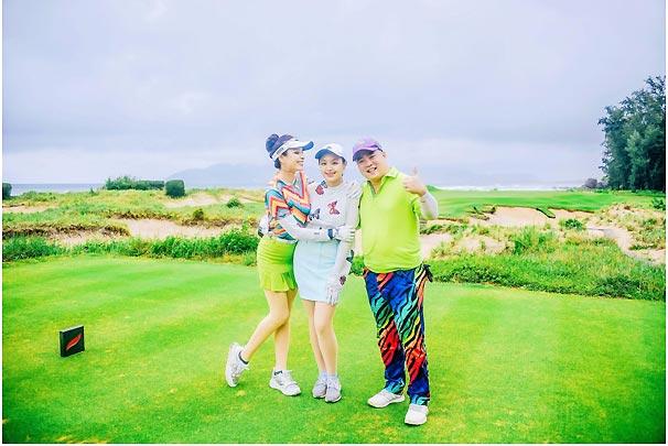 Thúy Hằng - Thúy Hạnh cho các con đón Tết thiếu nhi sớm-6