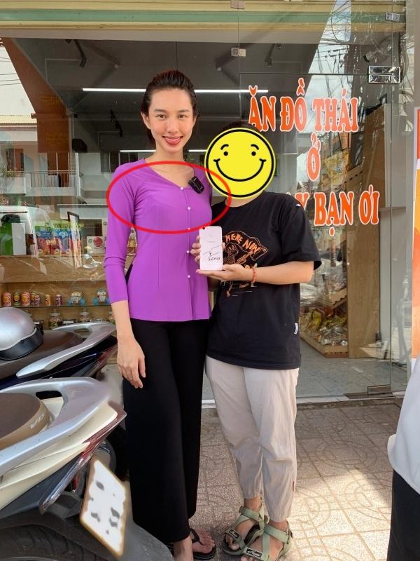 Thùy Tiên lộ nội y kém duyên khi mặc áo bà ba-4