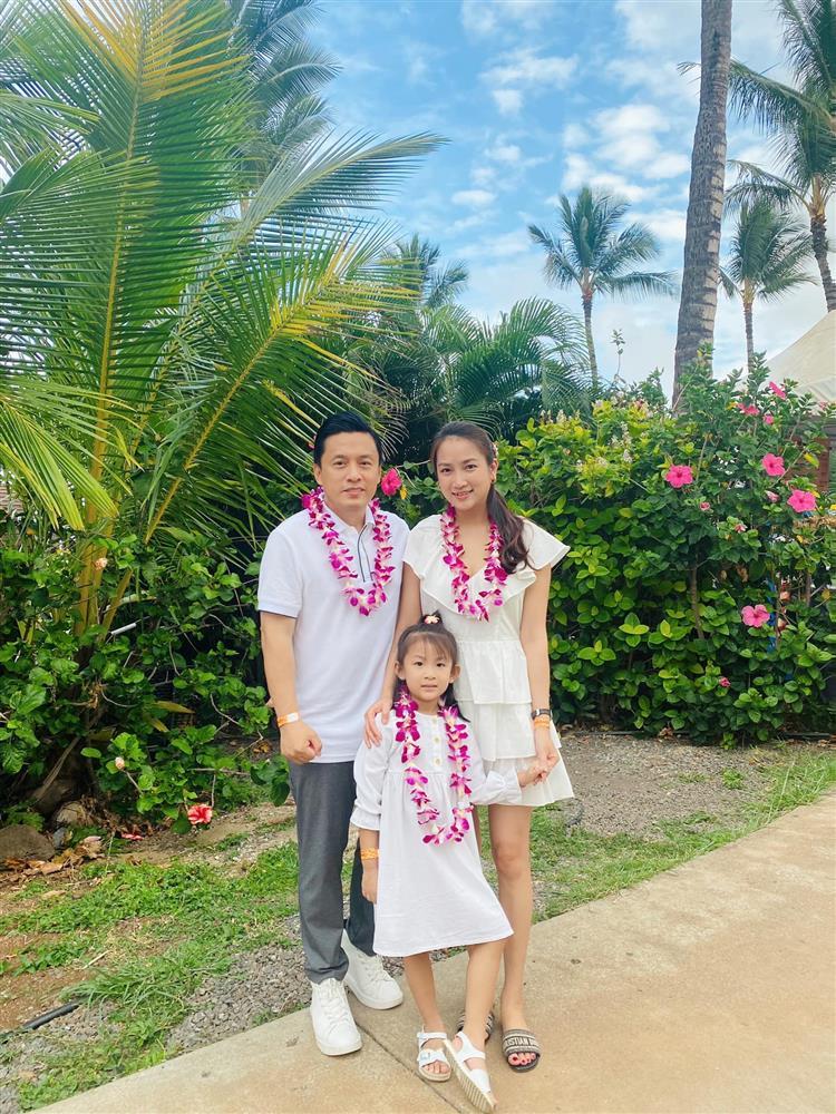 Sao Việt hôm nay 20/5: Đạo diễn Nguyễn Quang Dũng báo tin buồn-10