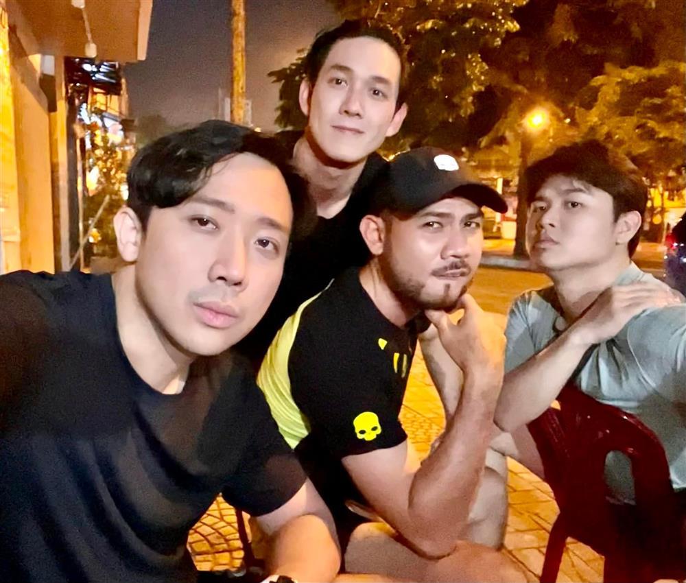 Sao Việt hôm nay 20/5: Đạo diễn Nguyễn Quang Dũng báo tin buồn-7