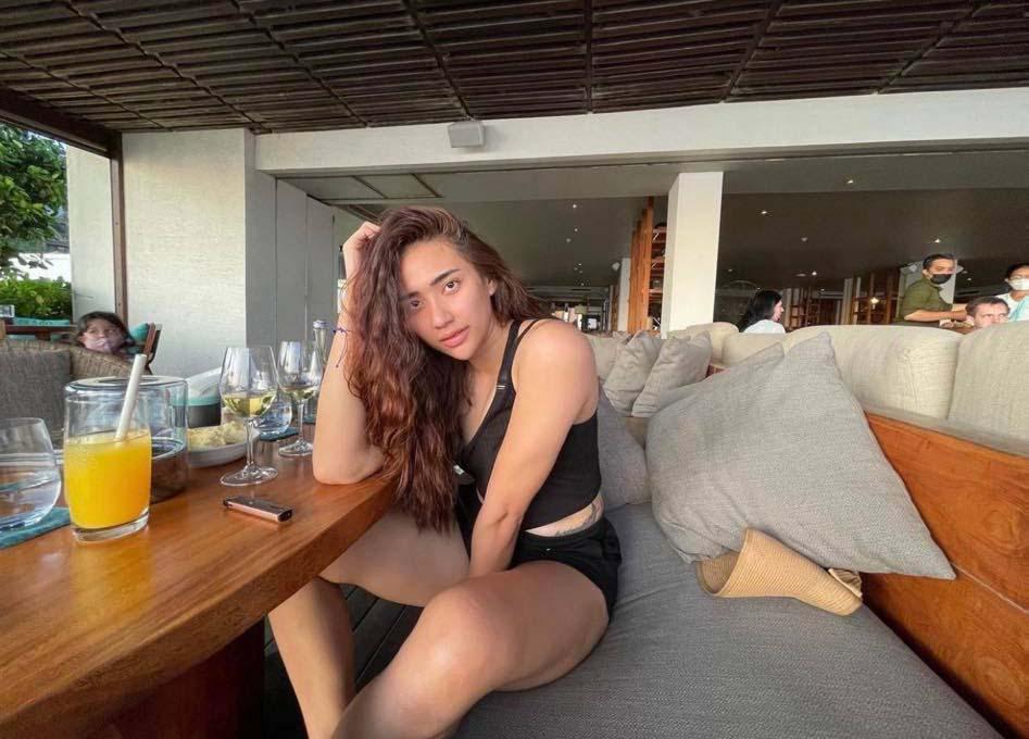 Nhan sắc của nữ bóng chuyền được ví như minh tinh tại SEA Games 31-6