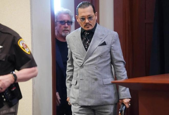 Johnny Depp mô tả hôn nhân với Amber Heard là cơn đau không dứt-2
