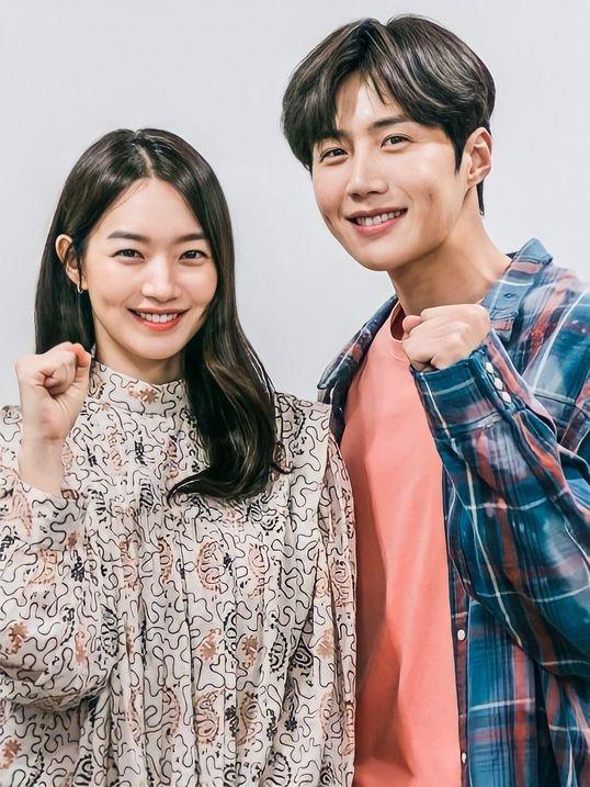 Sao nữ Hàn có 2 người tình đều dính lùm xùm tình ái chấn động-1