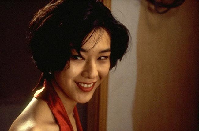 Cựu phóng viên CNN và dàn mỹ nhân 18+ đóng phim Thành Long-13