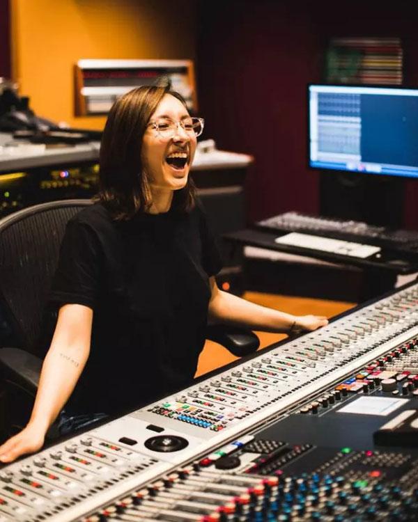 Chân dung rể quý giỏi giang, mang quốc tịch Mỹ của diva Mỹ Linh-6