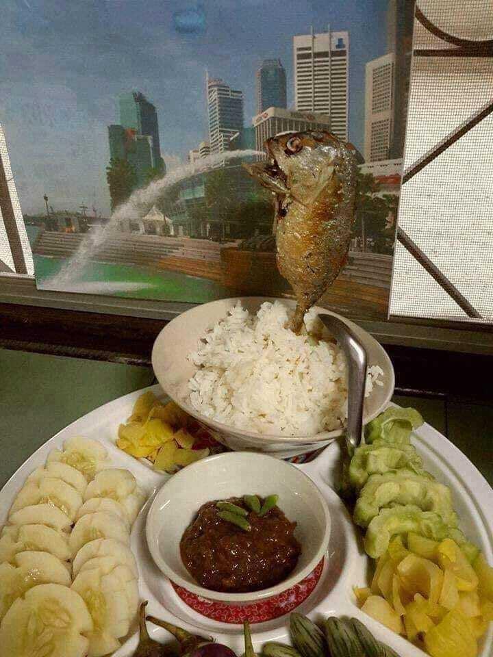 Các bữa cơm chưa đến tháng đã cạn tiền, độ xoay sở gọi là vô biên-2