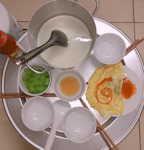 Các bữa cơm chưa đến tháng đã cạn tiền, độ xoay sở gọi là vô biên-8