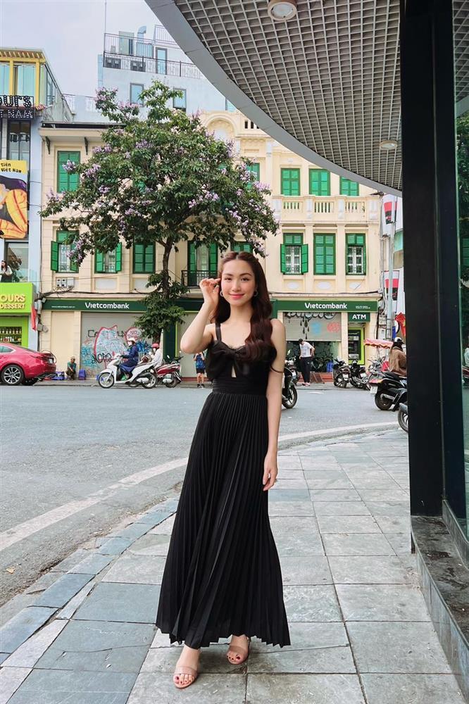 Sao Việt hôm nay 21/5: Hồ Ngọc Hà nhầm lẫn thời gian gây cười-6