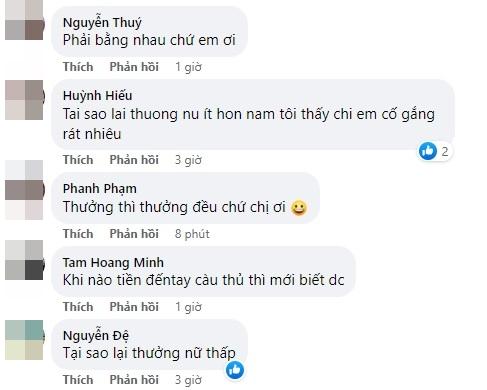 Công khai thưởng nóng cho 2 đội tuyển bóng đá bóng đá, Ngọc Trinh bị chỉ trích vì điều này