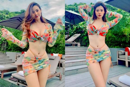 Midu diện bikini bé bằng bàn tay, vẫn được fans khen nức nở