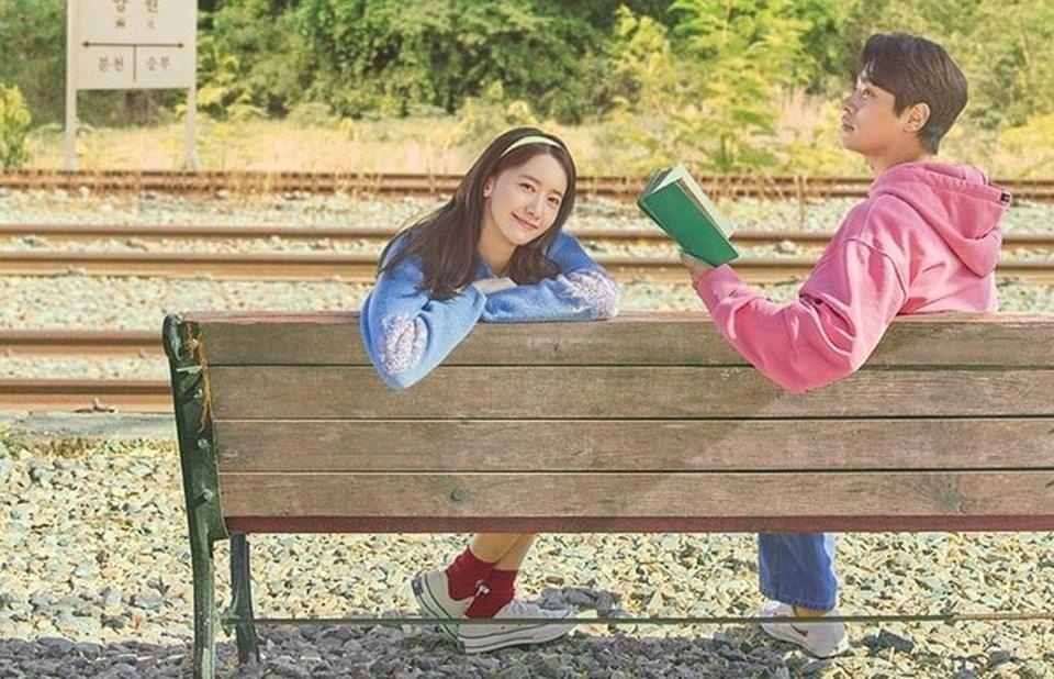 Tình đầu quốc dân Suzy giảm nhiệt, liên tục bị IU và Yoona vượt mặt-3