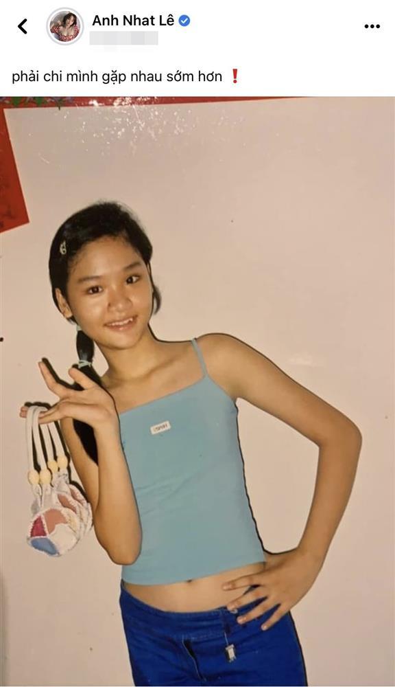 Không cần ngồn ngộn hở hang, mỹ nhân ngực lép của showbiz Việt vẫn quyến rũ  với phong cách riêng