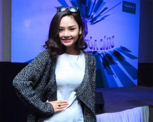 Dụi mắt vài lần mới nhận ra Miu Lê thời mũi tẹt, ngực lép-5