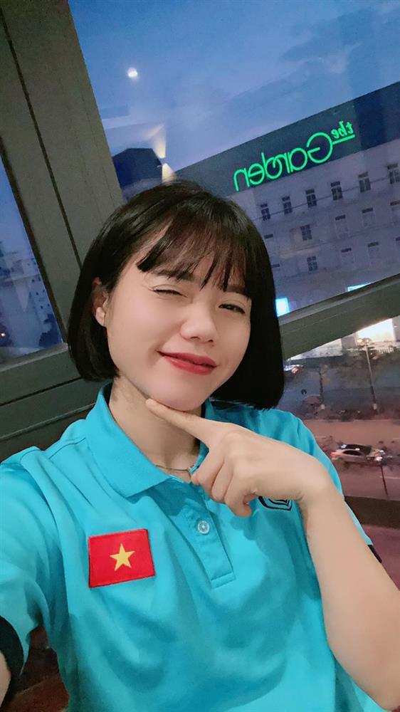 Hot girl ĐT nữ Việt Nam và mối tình chị em: Tuyên bố giải nghệ để kết hôn-3