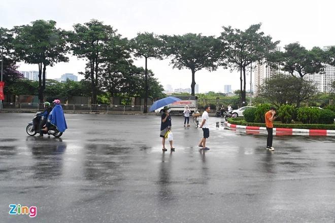 Vé chợ đen trận Việt Nam - Thái Lan sụt giá mạnh trước giờ bóng lăn-3