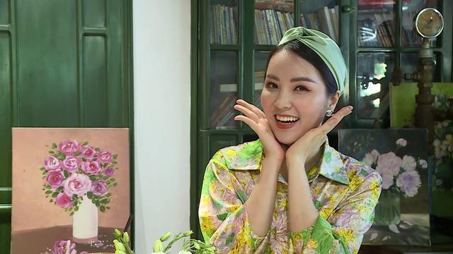 MC Thuy Van cosplays mother-in-law, People's Artist Lan Huong-1
