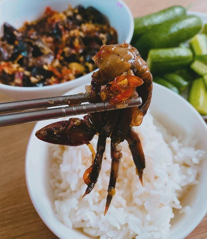 Ba khía trộn đơn giản nhưng gây nghiện, ăn ngày mưa đưa cơm phải biết-7