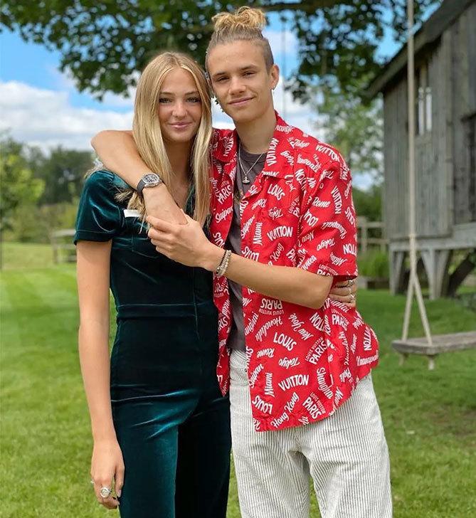 Vợ Brooklyn và bạn gái Romeo bị đồn bất hòa-3