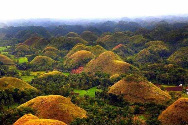 Legend of the famous chocolate hill giant