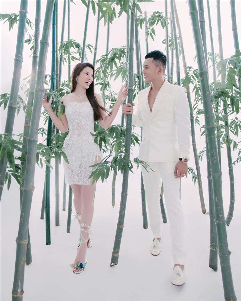 Diệu Nhi đánh dấu chủ quyền với Anh Tú, tiện khoe đôi chân cực phẩm-15